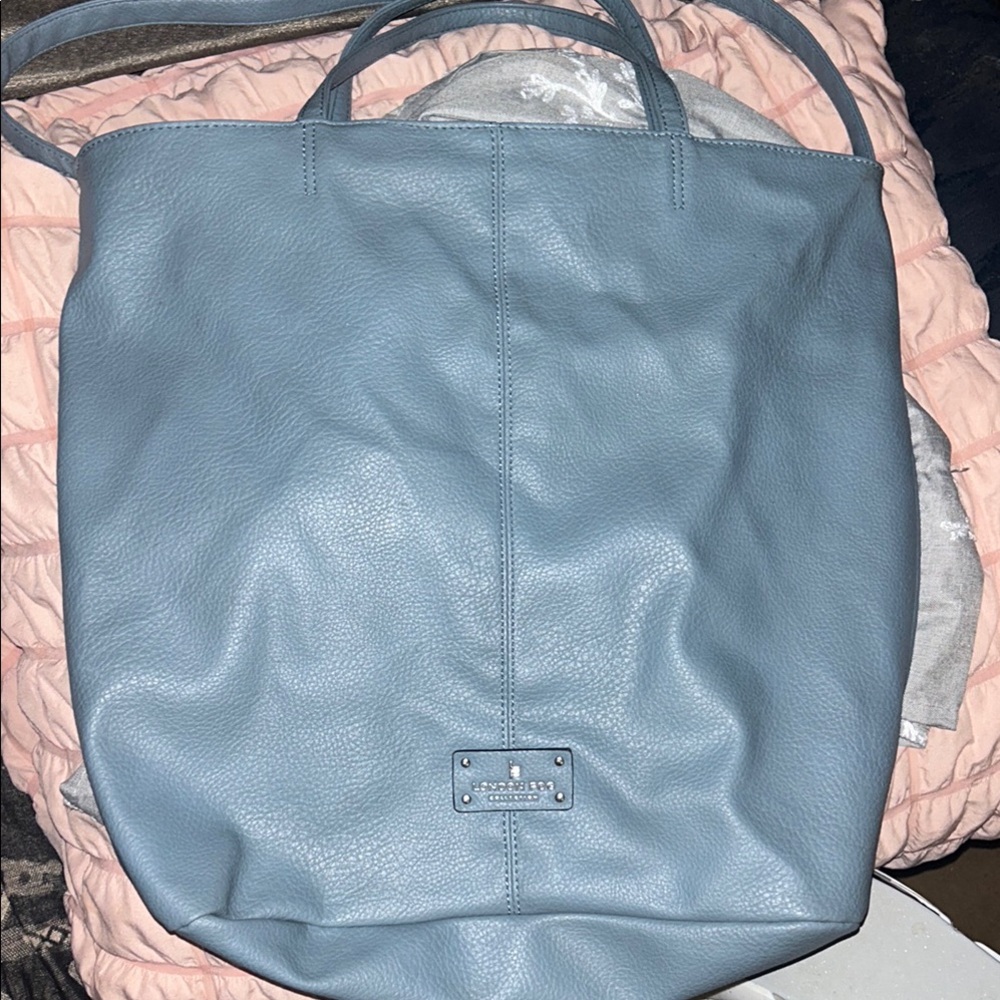 London Fog Blue Tote Bag with Smooth Finish